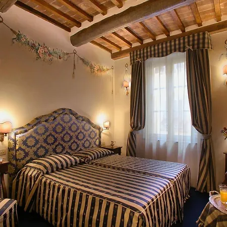 Relais Dell'orologio Pise