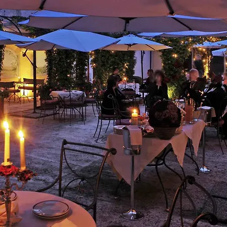 Relais Dell'orologio 4*
