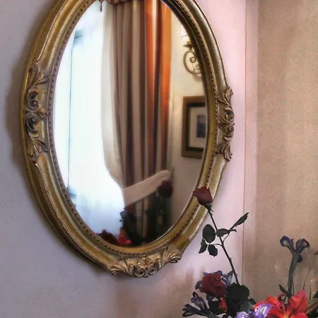 Relais Dell'orologio Hotel