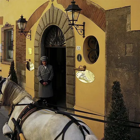 Hotel Relais Dell'orologio 4*